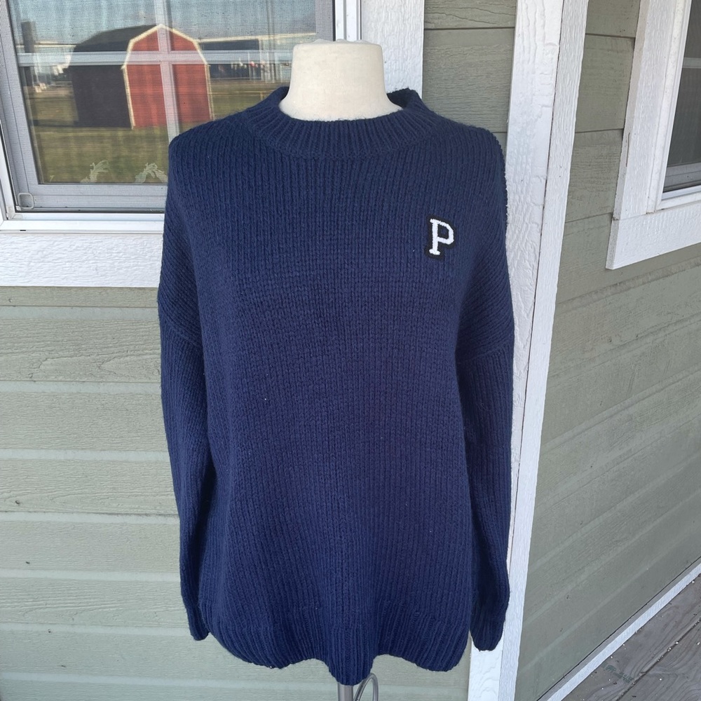 PINK Victoria Secret sweater